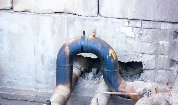 Best Sewage cleanup and water damage restoration  in Ukiah, CA